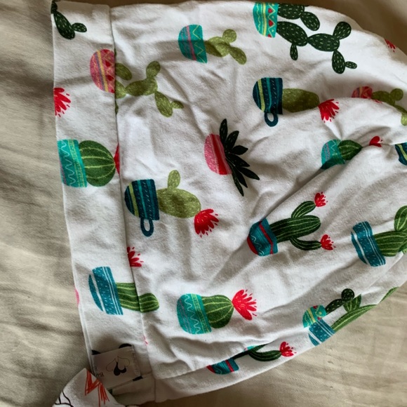 !2 for 1! Toddler Beanies - Picture 3 of 4